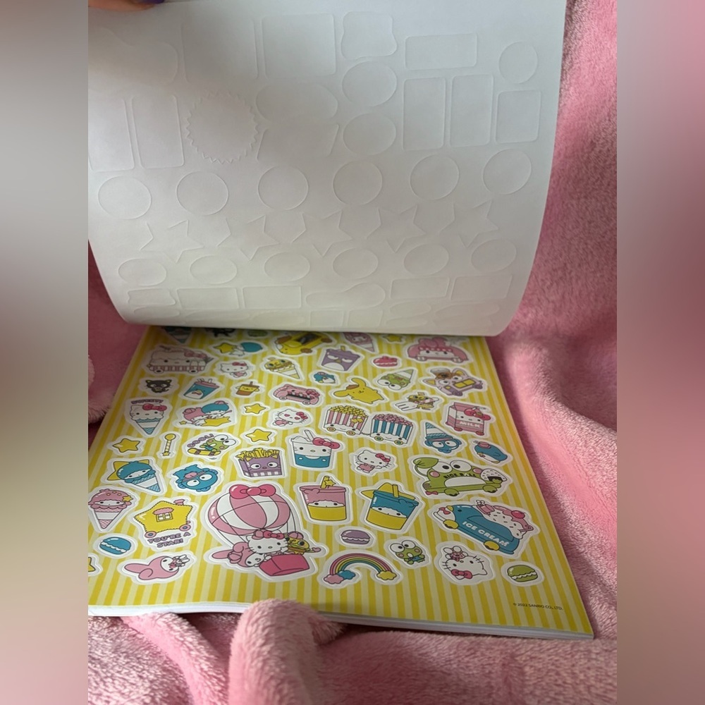 Hello kitty reward sticker / activity pad - Picture 2 of 5